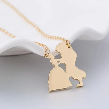 Popular Movie Figure Jewelery Necklace for Women Prince Princess Pendant Necklaces n238 Stainless Steel Trendy Fashion Gift