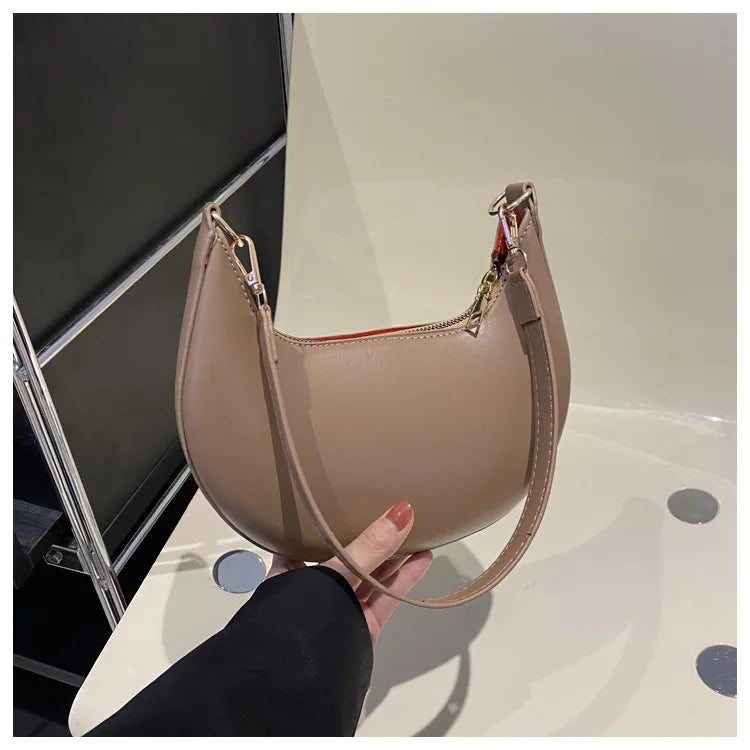 Women’s Moon-Shaped Shoulder Bag – Elegant Minimalist Hobo Handbag, Luxury-Look Crescent Purse with Adjustable Strap