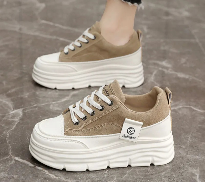 Women’s Chunky Lace-Up Sneakers – Soft Sole Casual Walking Shoes Trendy Vulcanized Fashion Sneakers