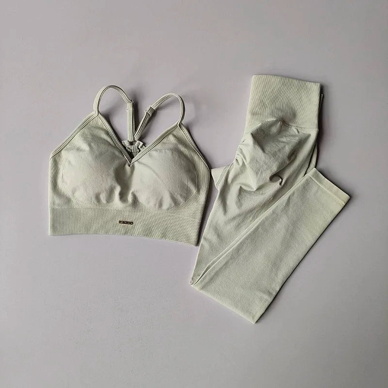 Peach Seamless Yoga Set – High Waisted Women’s Activewear