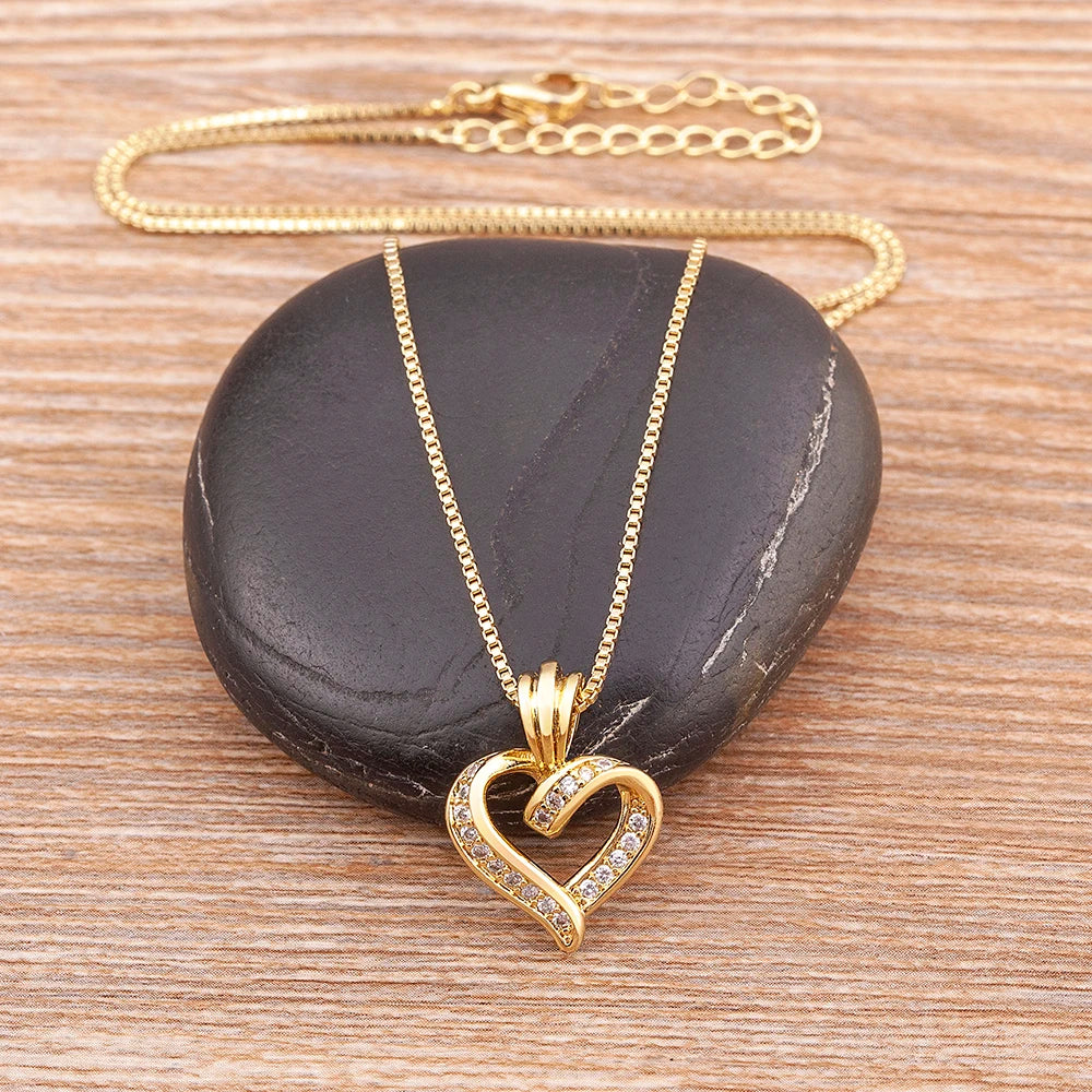 Gold Open Heart Pendant Necklace for Women – Sparkling Cubic Zirconia Dainty Clavicle Chain, Romantic Jewelry Gift