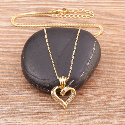 Gold Open Heart Pendant Necklace for Women – Sparkling Cubic Zirconia Dainty Clavicle Chain, Romantic Jewelry Gift