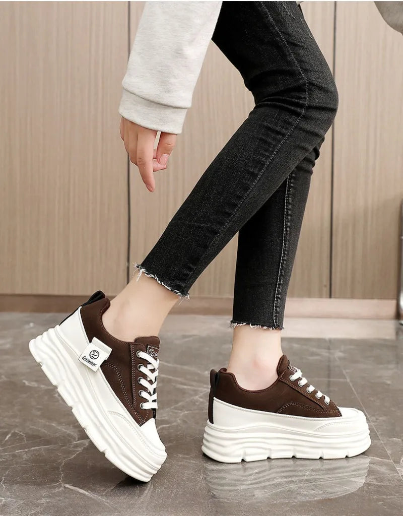 Women’s Chunky Lace-Up Sneakers – Soft Sole Casual Walking Shoes Trendy Vulcanized Fashion Sneakers