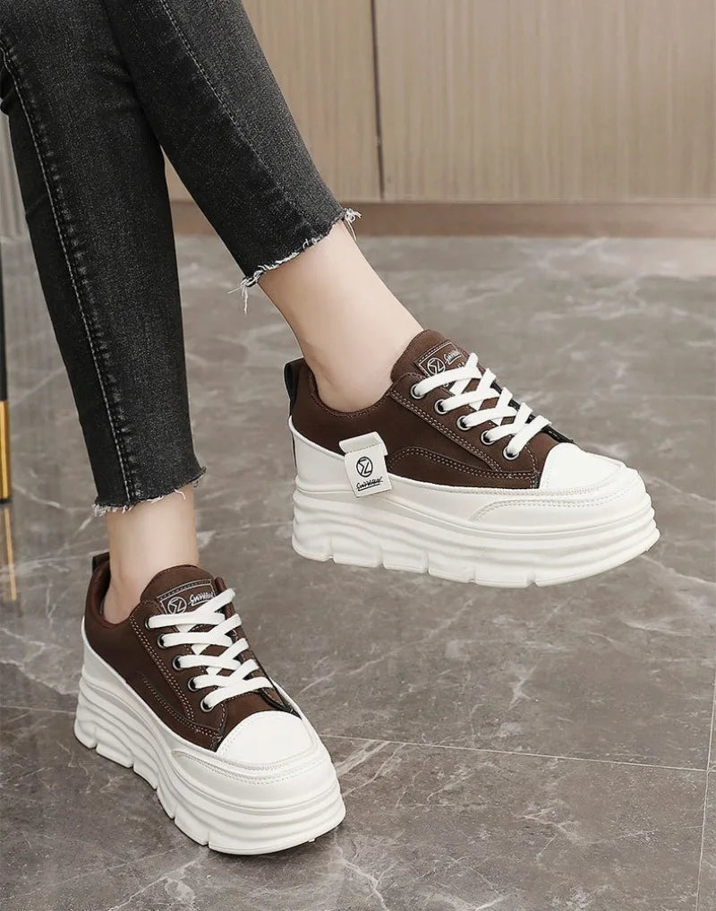 Women’s Chunky Lace-Up Sneakers – Soft Sole Casual Walking Shoes Trendy Vulcanized Fashion Sneakers