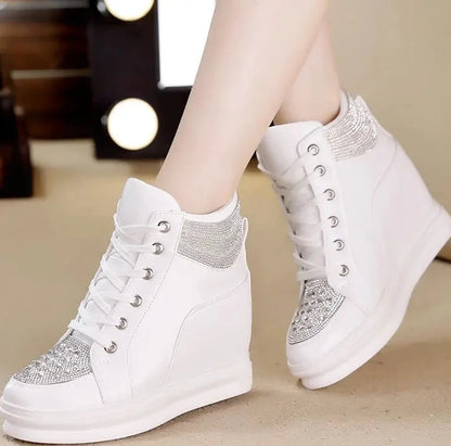 Women’s Platform Wedge Clogs – Round Toe Slip-On Shoes with Height Increase, Casual Summer & Fall Footwear
