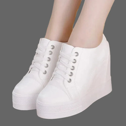 Women’s Platform Wedge Clogs – Round Toe Slip-On Shoes with Height Increase, Casual Summer & Fall Footwear