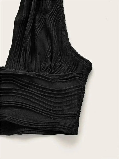 Women's White Backless Halter Crop Top - Deep V Neck Sleeveless Y2K Tank Top, Sexy Club Streetwear Summer Going Out Top
