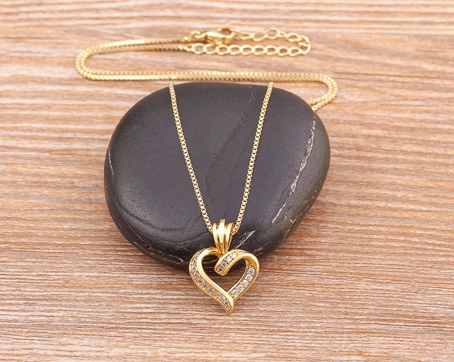 Gold Open Heart Pendant Necklace for Women – Sparkling Cubic Zirconia Dainty Clavicle Chain, Romantic Jewelry Gift