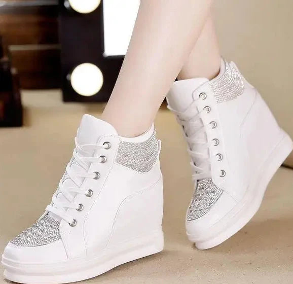 Women’s Platform Wedge Clogs – Round Toe Slip-On Shoes with Height Increase, Casual Summer & Fall Footwear