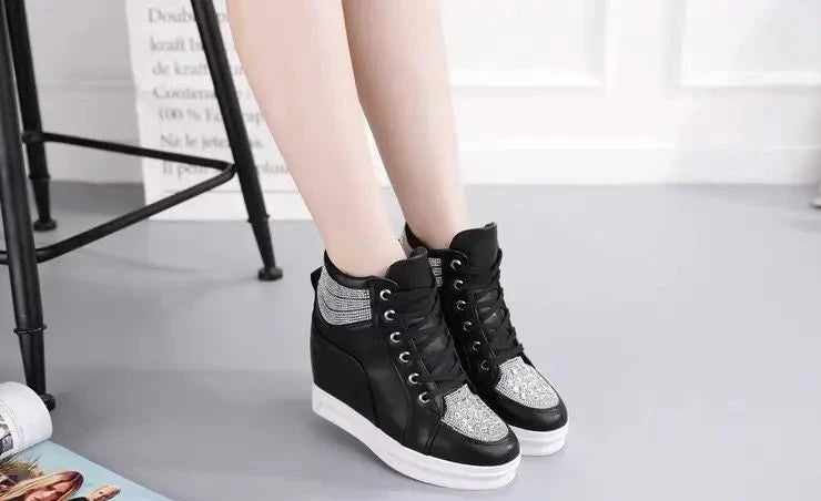 Women’s Platform Wedge Clogs – Round Toe Slip-On Shoes with Height Increase, Casual Summer & Fall Footwear